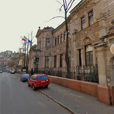 Дом №5 в Денежном переулке, где располагалось германское посольство.