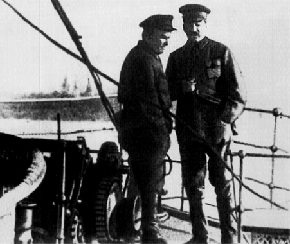 Сталин и Киров плывут на катере по Беломорканалу