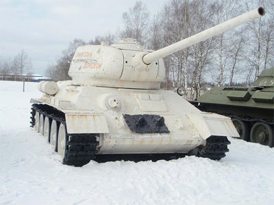 Т-34-85 в зимнем камуфляже